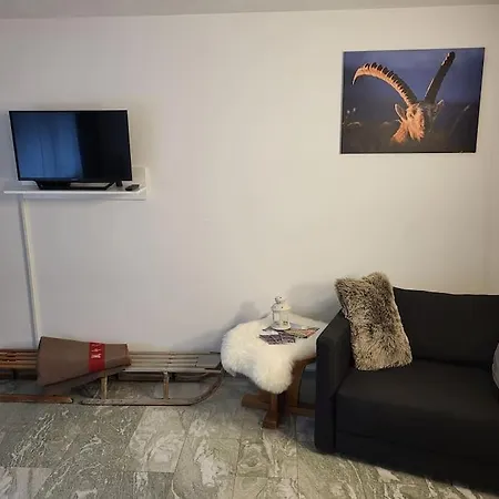 Apartment Apollo 5 *